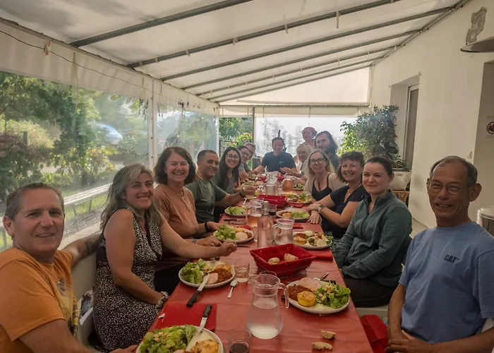 Hostel Amaren Bidea A Aroue, Chez Simone Et Manu, Parfaitement Sur Le Gr65 *